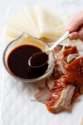  Geglazuurde Eendenpootjes met Peking-Sauce: Een Zoete en Hartige Smaakontploffing Uit de Keuken van Hengshui!